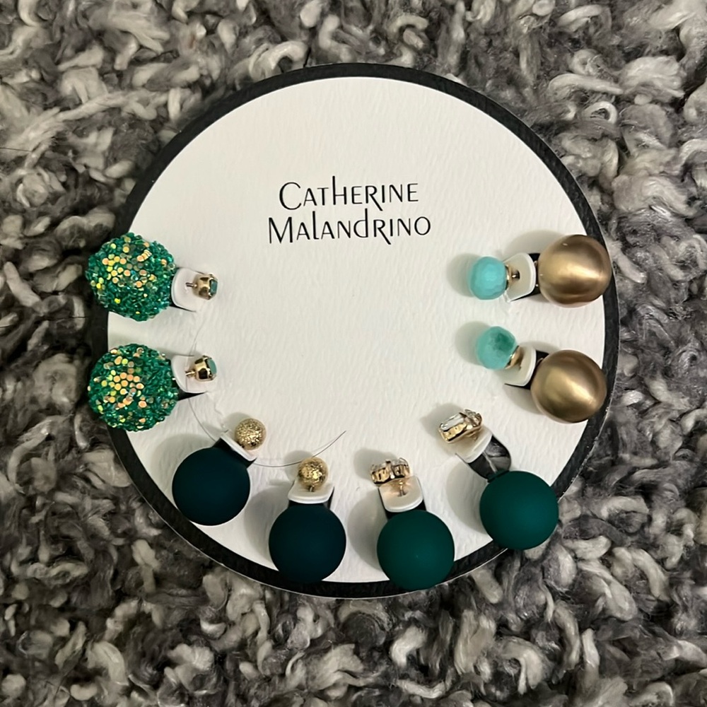 Pack of Earrings